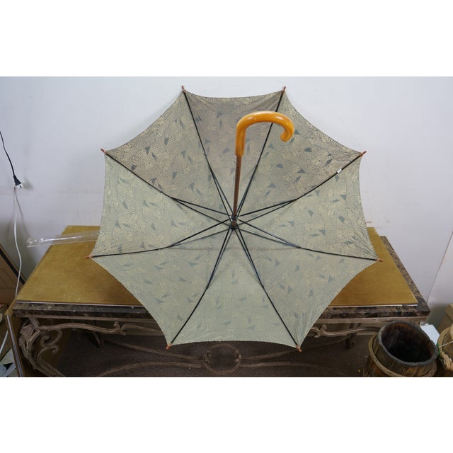 Vintage Shaw World Wildlife Fund Cheetah Nylon Umbrella With Lucite Handle For Sale - Image 10 of 15