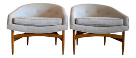 Example of Mid-Century Modern Accent Chairs