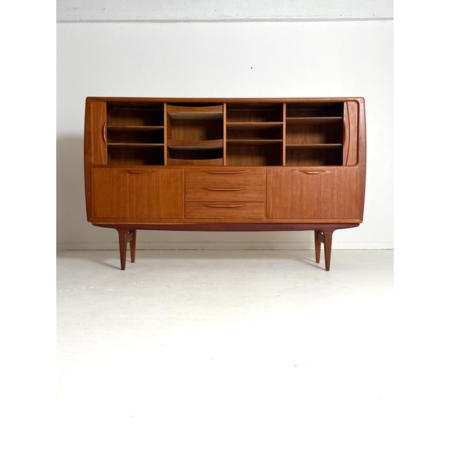 Johannes Andersen – Teak Sideboard Model UM18, Uldum Møbelfabrik, 1960s An exceptional and rare Danish teak sideboard...