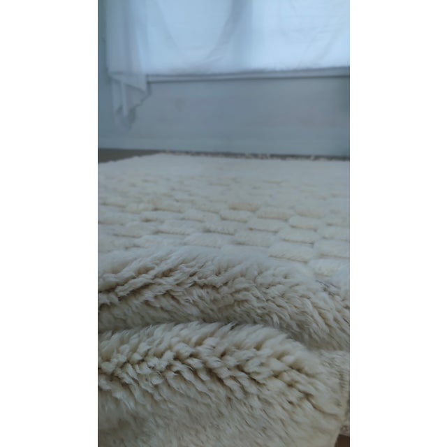 Handwoven Ivory Checkerboard Wool Moroccan Beni Ourain Rug For Sale - Image 16 of 18