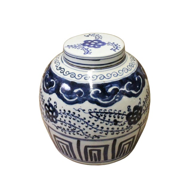 This is a decorative piece and handmade , the color and details vary from one to one. The bottom mark is different. The...