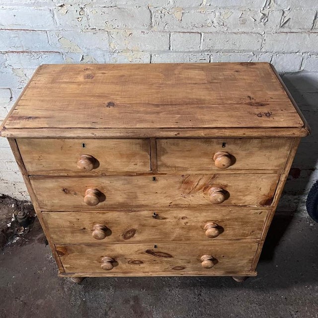 Victorian Pine Chest of Drawers For Sale - Image 4 of 14