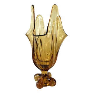 Mid-Century Modern Amber Glass Swung Vase For Sale