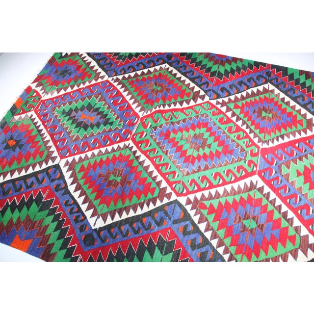 Handmade Turkish Oushak Vith Vivid Color -4' 11' X 8' For Sale In Tampa - Image 6 of 12