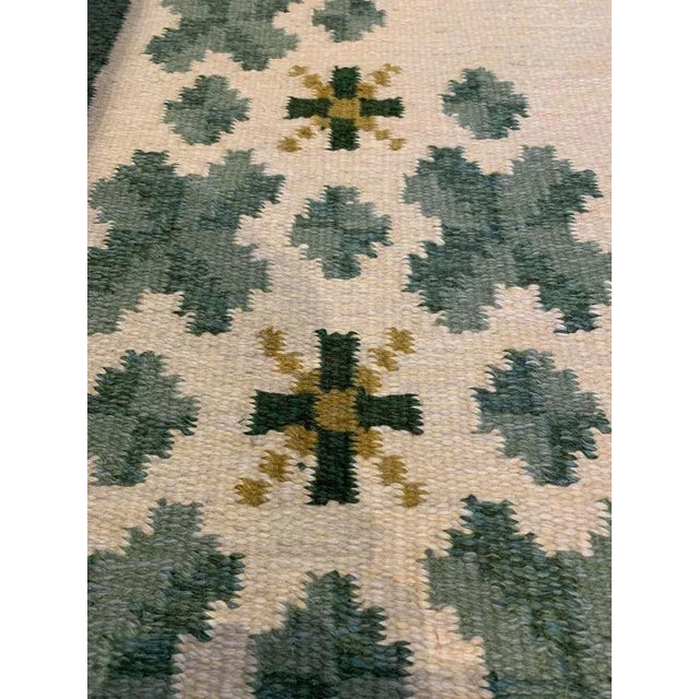 Swedish Flat Weave Rug in Soft Green Tones on Cream Background For Sale - Image 6 of 9
