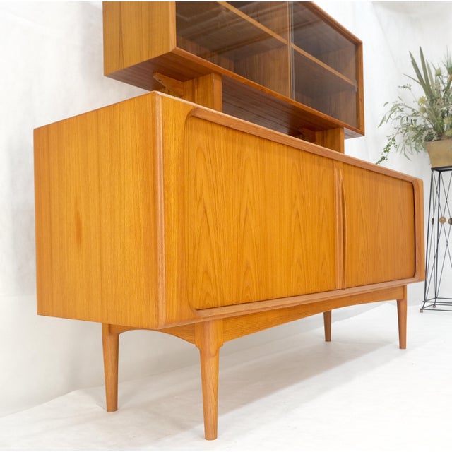 Selig Danish Mid Century Modern Tambour Door Credenza w/ Hutch Time Capsule For Sale - Image 4 of 12