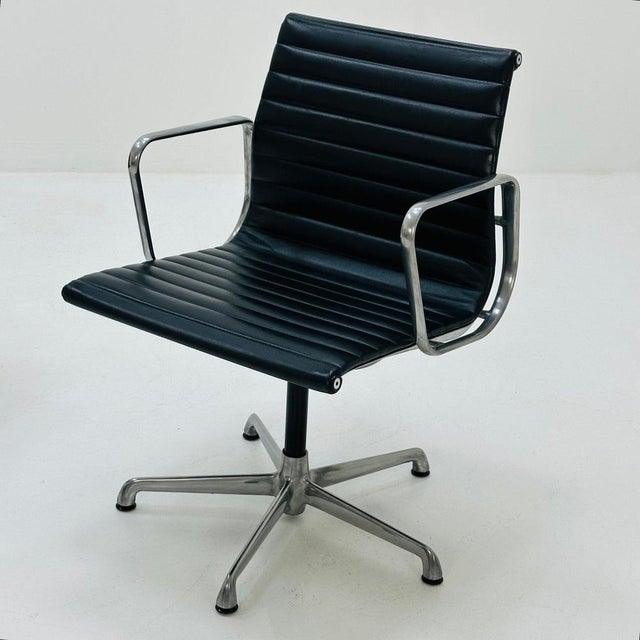 Vintage Desk Chair by Charles & Ray Eames, 1980s For Sale - Image 10 of 11
