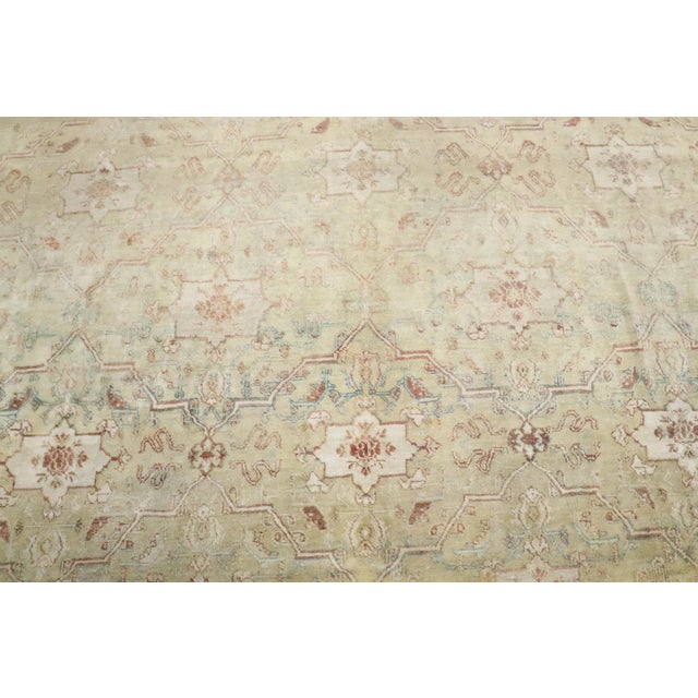 Green Square 19th Century Agra Carpet rug no. j4181 For Sale - Image 8 of 9