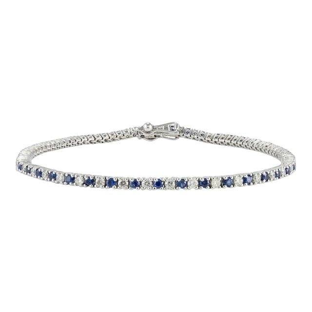 18k White Gold 1.39ct Natural Blue Sapphire and Diamond Tennis Bracelet For Sale