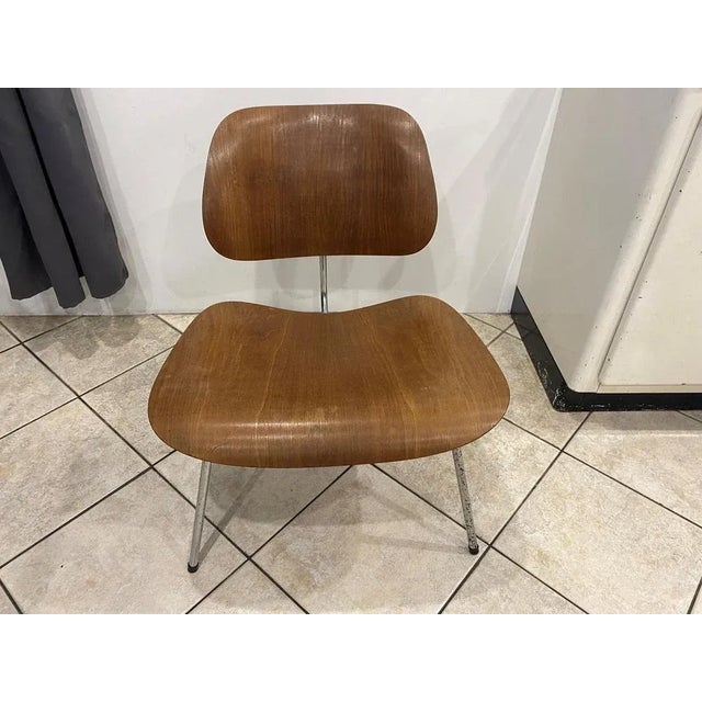 LCM Lounge Chair in Metal by Charles & Ray Eames for Herman Miller, 1950s For Sale - Image 6 of 13