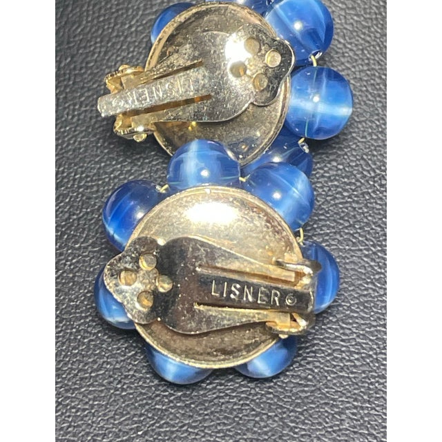 Mid-Century Modern 1950s Lisner Cats Eye Cornflower Blue Cluster Clip Back Earrings, Pair For Sale - Image 3 of 5