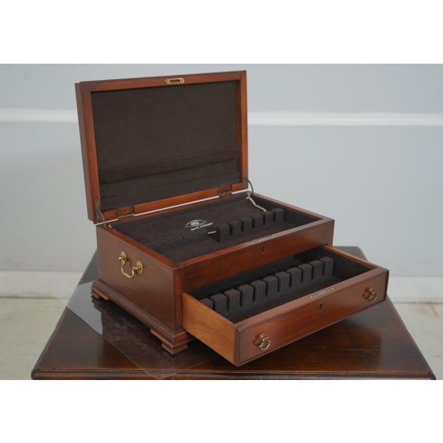 Traditional Henkel Harris Silver Chest For Sale - Image 3 of 12