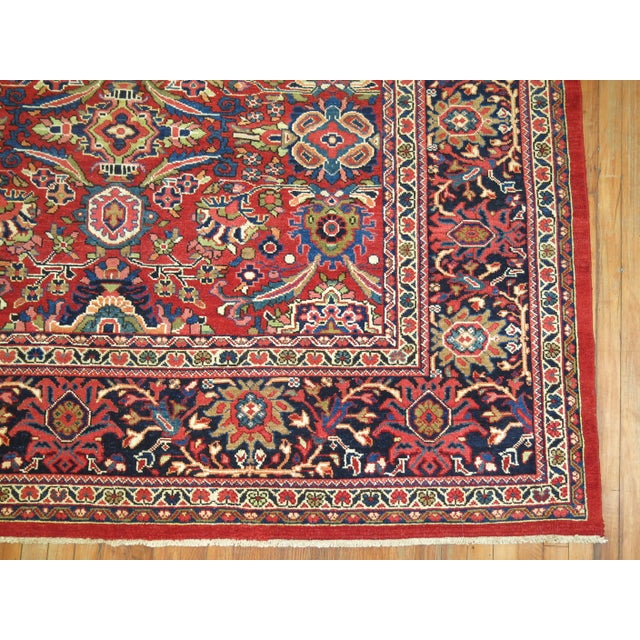 early 20th century red and blue mahal rug in excellent condition Details rug no. 7283 size 10' 9" x 14' (328 x 427 cm)