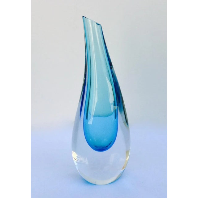 Vintage C.1970's Italian Hand-Blown Sinuous Murano by Alessandro Mandruzzato - Cerulean Blue & Clear Undulating Vase For Sale - Image 11 of 11