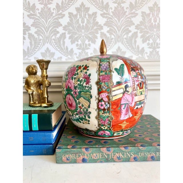 Mid 20th Century Pair of Vintage Rose Medallion Covered Melon Jars With Brass Finials For Sale - Image 5 of 6