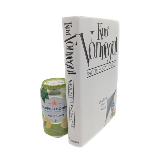 Paper 1990s Autographed First Edition of Magombo Snuff Box by Kurt Vonnegut For Sale - Image 7 of 13