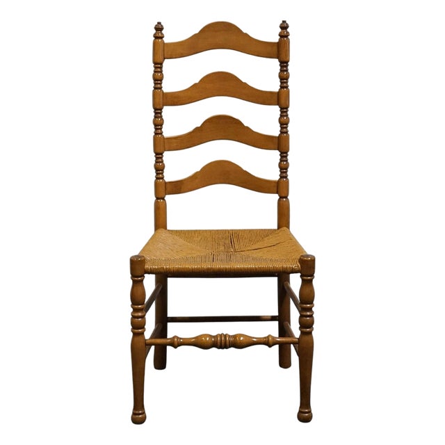 Thomasville Furniture Post Road Collection Solid Hard Rock Maple Colonial Early American Ladderback Dining Side Chair W. Rush Seat 750-7 For Sale