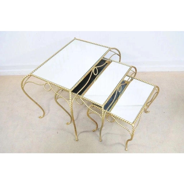 Hollywood Regency Vintage Italian Hollywood Regency Gold Rope Mirror Top 3 Pc Nesting Side Tables For Sale - Image 3 of 12