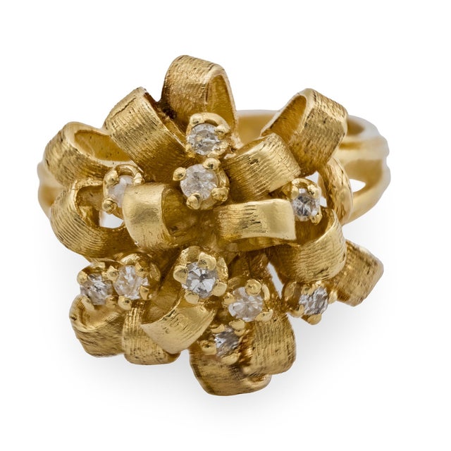 Retro Diamond 18k Yellow Gold Cocktail Ring, Size 9 For Sale - Image 4 of 7