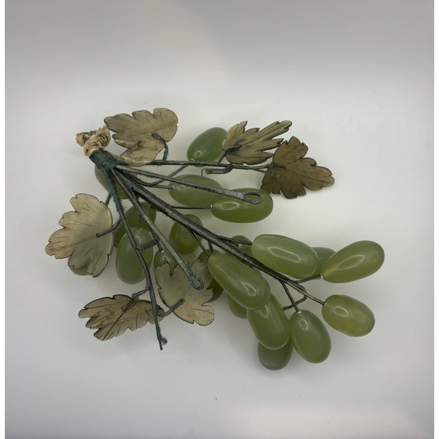 Mid-Century Modern Vintage Light Green Jade Grape Cluster With Stone Leaves For Sale - Image 3 of 10