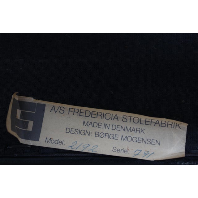 Danish Black Leather 2192 Coupe Sofa by Børge Mogensen for Fredericia Furniture, 1991 For Sale - Image 12 of 13