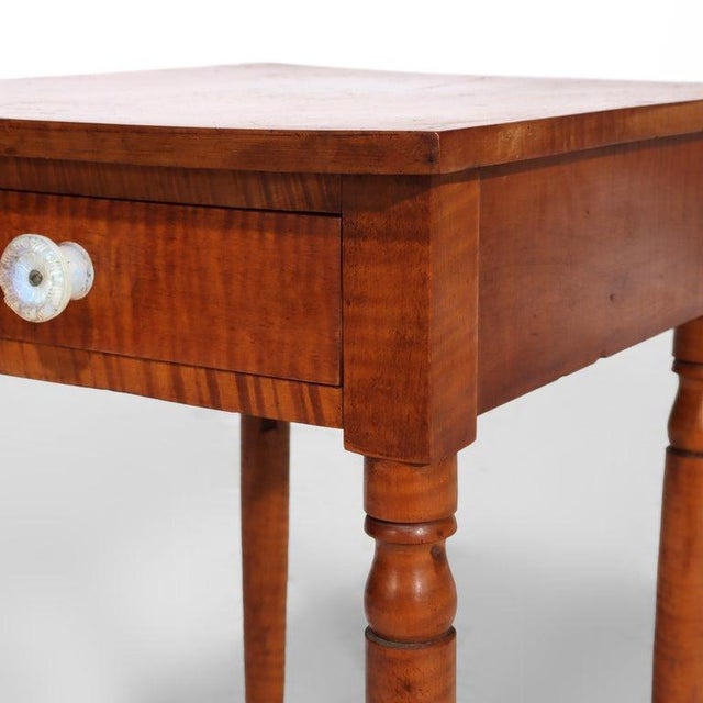Sheraton Tiger Maple Single Drawer Stand With Opalescent Glass Knob C1840 For Sale - Image 6 of 12