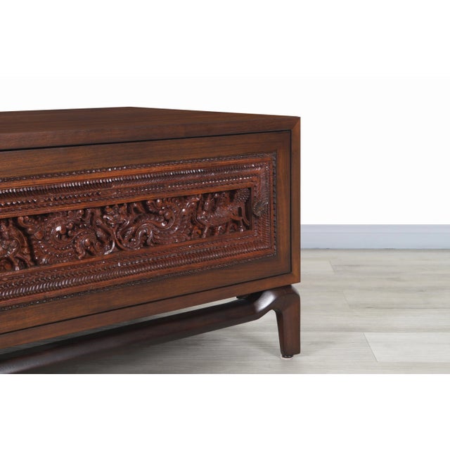Mid-Century Modern Walnut Nightstands by Maurice Bailey for Monteverdi Young For Sale - Image 12 of 13