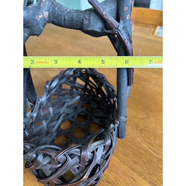 Antique Japanese Ikebana Hanakago Bamboo Flower Basket Natural Branch Handle Smoked Bamboo Meiji Taisho Era Wabi-Sabi Organic Modern For Sale In Portland, OR - Image 6 of 14