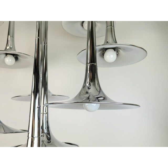 Silver Large Tromba 12-Light Chandelier in Chrome-Plated Metal by Goffredo Reggiani, 1970s For Sale - Image 8 of 15