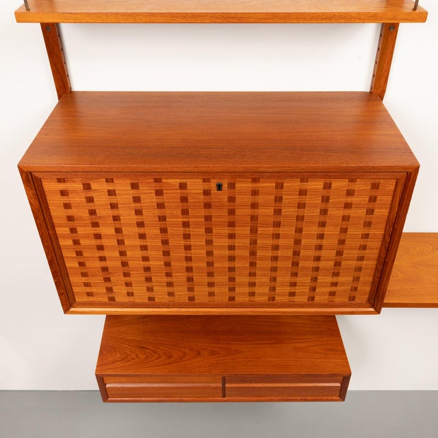 Wood Vintage Danish Mid-Century Royal System by Poul Cadovius in Teak For Sale - Image 7 of 11