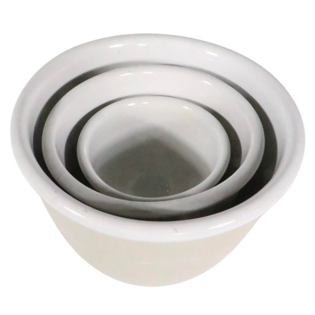 Bennington Potters Nest of Three Bennington Potters Mixing Bowls Design Attributed to David Gil C. 1970's For Sale - Image 4 of 18