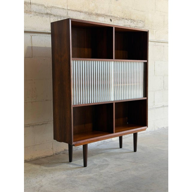 Wood Rosewood Bookcase Ith Ribbed Sliding Glass Doors Mid-Century Modern Denmark 1960s For Sale - Image 7 of 10