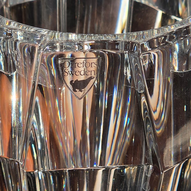 Mid-Century Modern Vintage Orrefors Sweden Marrti Rytkonen 8-5/8 in Sigma Art Glass Vase For Sale - Image 3 of 4