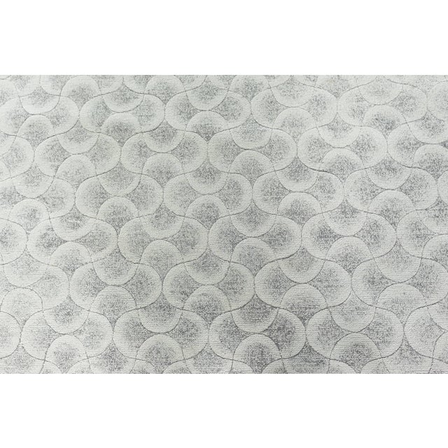 Contemporary Arches Silver and Gray Wool Rug by Doris Leslie Blau For Sale In New York - Image 6 of 9