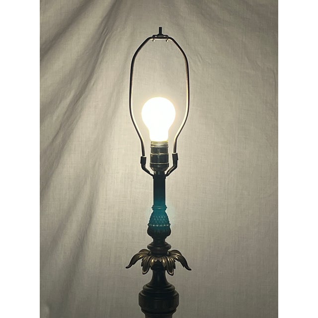 Hollywood Regency Vintage Stiffel Hollywood Regency Brass & Ivory Enamel Pineapple Table Lamp No For Sale - Image 3 of 13