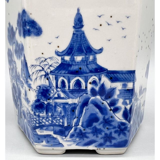 Set of Three Vintage Blue & White Porcelain Tea Caddies | Lidded Chinoiserie Canisters - Chinoiserie, Traditional, Grandmillennial For Sale - Image 15 of 18
