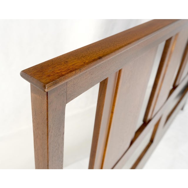 Walnut c1970s Baughman Style Queen Size Headboard Bed Mid Century Modern MINT For Sale - Image 6 of 15