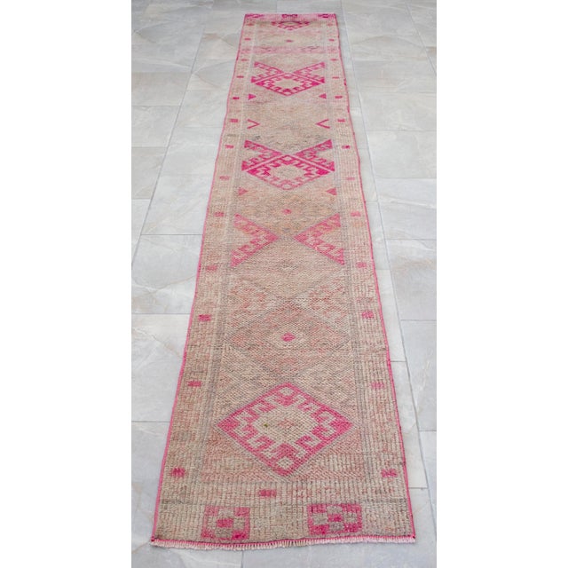 1970s Runner Rug Kurdish Turkish Hand-Knotted Narrow Hallway Decor Magenta 2x11 Ft Approx For Sale - Image 14 of 16