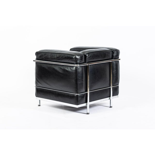 1980s Authentic Cassina Lc2 Black Leather Petit Lounge Chair by Le Corbusier, 4x Avail For Sale - Image 5 of 16