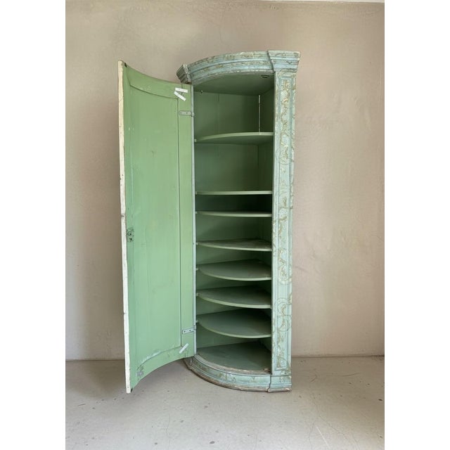 Wood 18th Century Continental Handpainted Corner Cabinet For Sale - Image 7 of 8