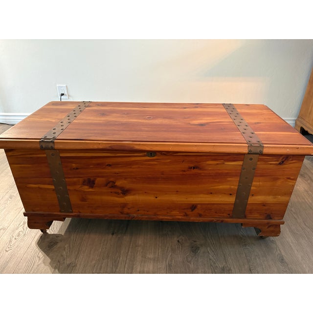 Wood 1920's Cedar Hope Chest For Sale - Image 7 of 10