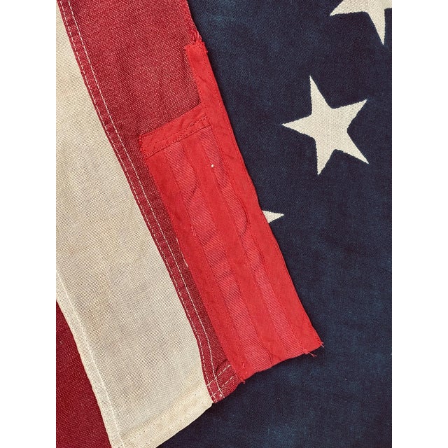 1970s Real Vintage Betsy Ross American Revolutionary Flag 13 Stars Cotton 1976 With Beautiful Naturally Faded Patina and Wear. For Sale - Image 5 of 8