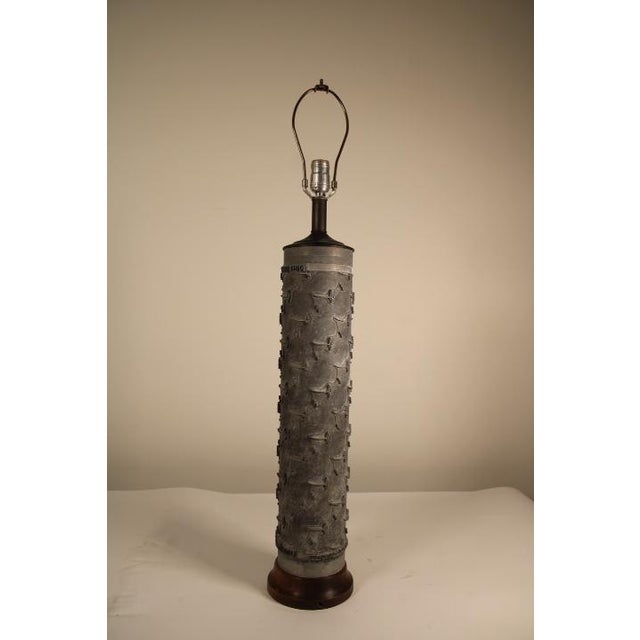 This is a vintage Wallpaper Roller lamp from Phyllis Morris and repurposed from their wallpaper line. This will need...