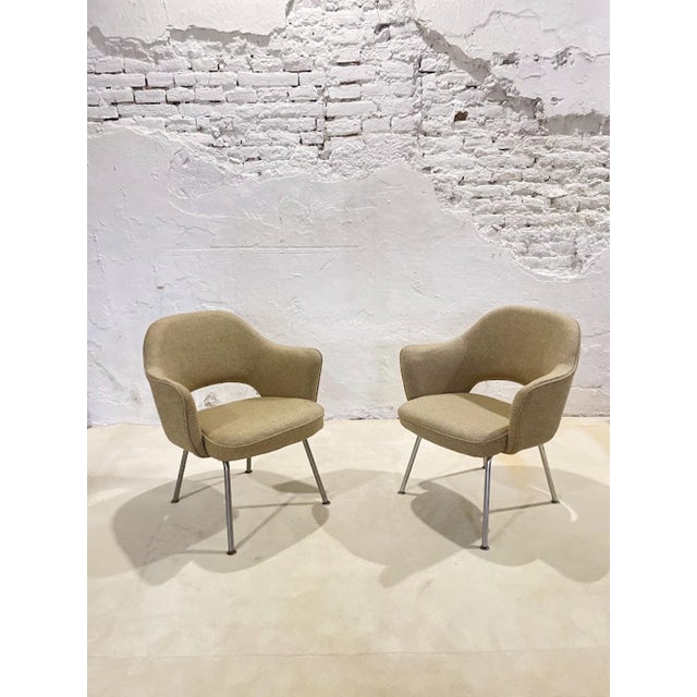 Eero Saarinen Executive Chairs by Eero Saarinen for Knoll, 1950s, Set of 2 For Sale - Image 4 of 12