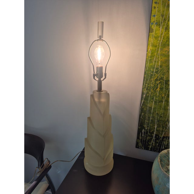 Plastic 1970s Paolo Gucci Resin a Tapered Column Lamp For Sale - Image 7 of 11