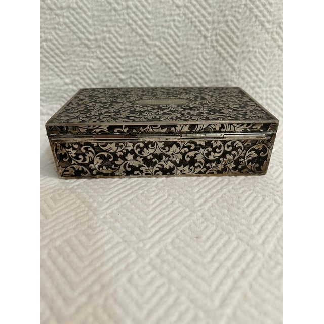 Vintage 1940’s Silver Plate Embossed Floral Jewelry or Trinket Box For Sale - Image 4 of 8