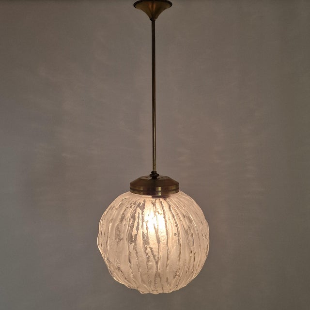 1970s Mid-Century Modern Pendant Light in Murano Glass and Brass by Angelo Brotto for Esperia, 1970s For Sale - Image 5 of 11