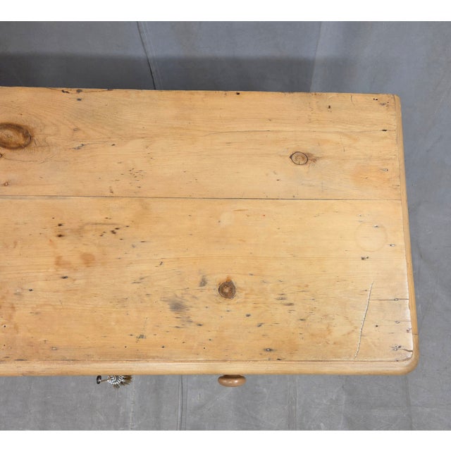 Antique English Edwardian Natural Pine Chest of Drawers With Blue French Line For Sale - Image 9 of 14