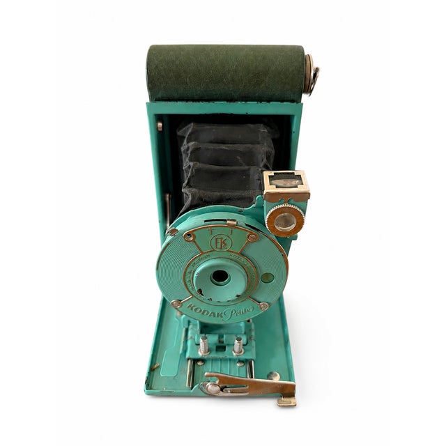 Art Deco Vintage 1930s Art Deco Green Kodak Rainbow Hawk-Eye Folding Pocket Camera For Sale - Image 3 of 4
