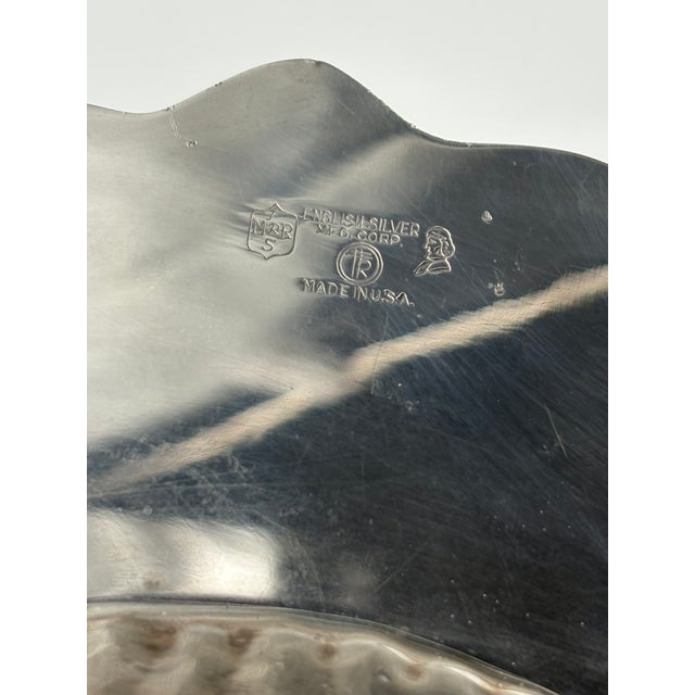 Vintage English Silver Mfg. Corp. Silverplate Scallop Shell Serving Dish For Sale In Atlanta - Image 6 of 8